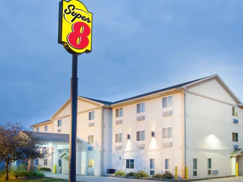 Burgundy Inn & Suites By Oyo El Paso Eksteriør bilde
