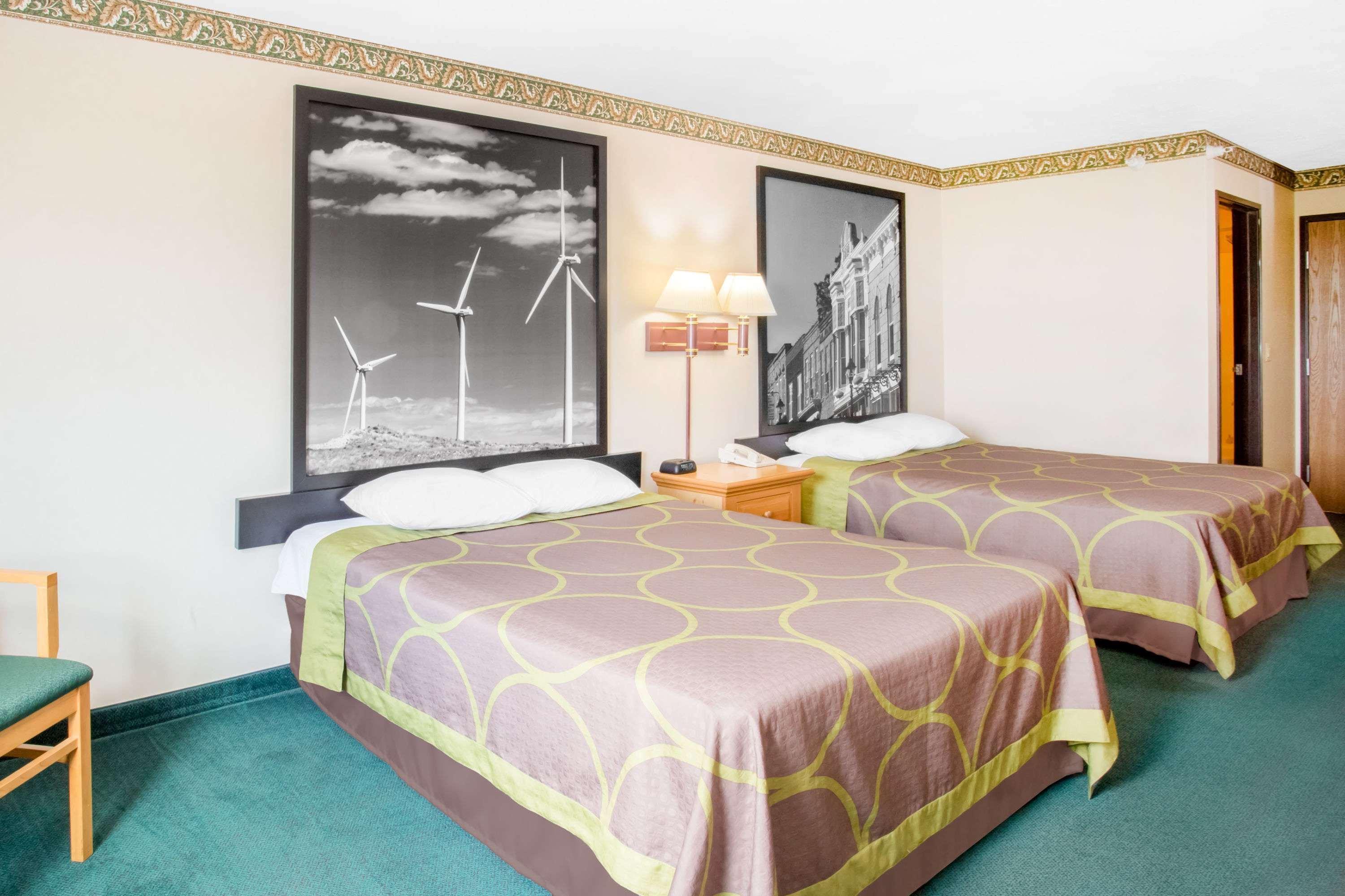Burgundy Inn & Suites By Oyo El Paso Eksteriør bilde