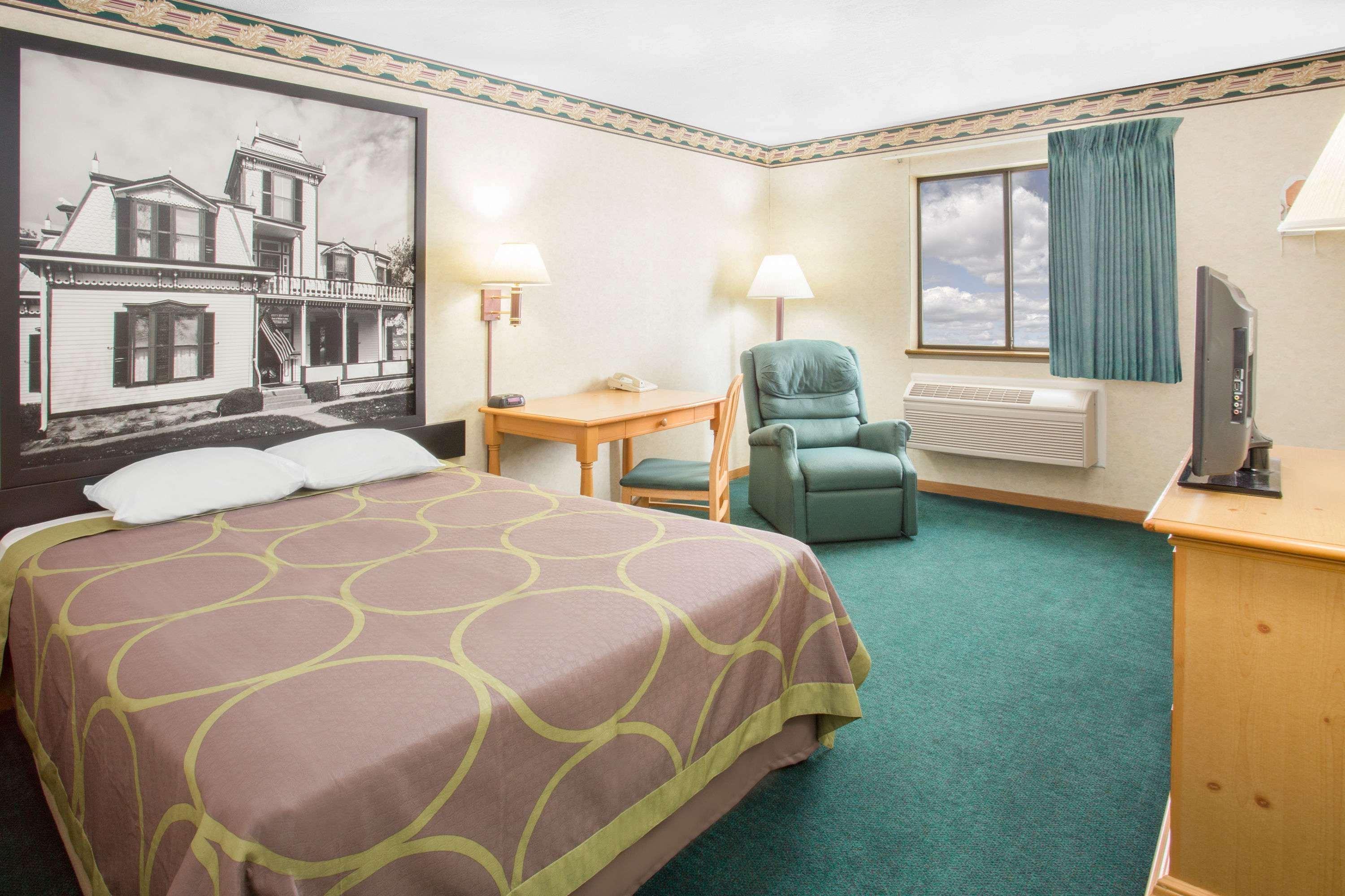 Burgundy Inn & Suites By Oyo El Paso Eksteriør bilde