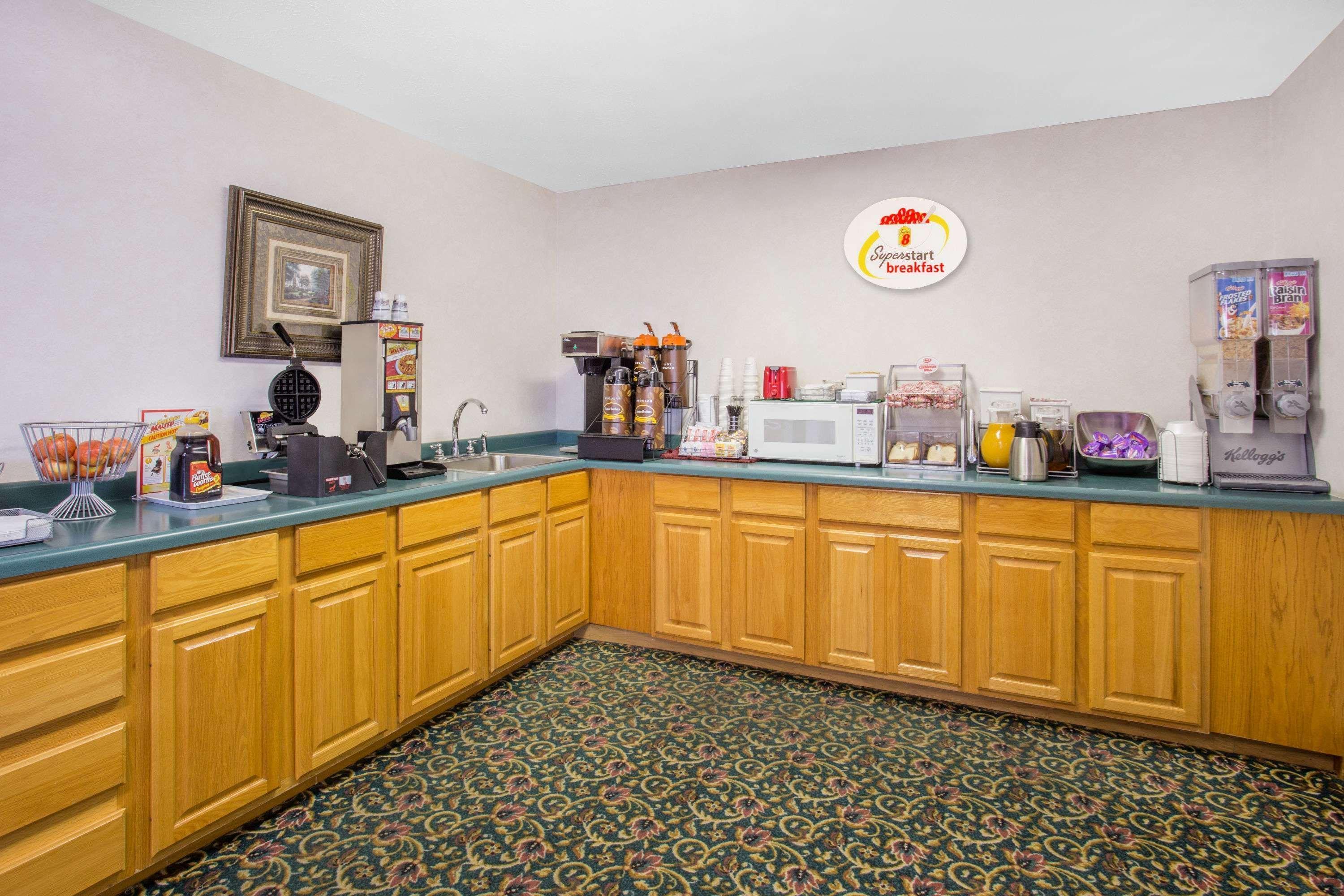 Burgundy Inn & Suites By Oyo El Paso Eksteriør bilde