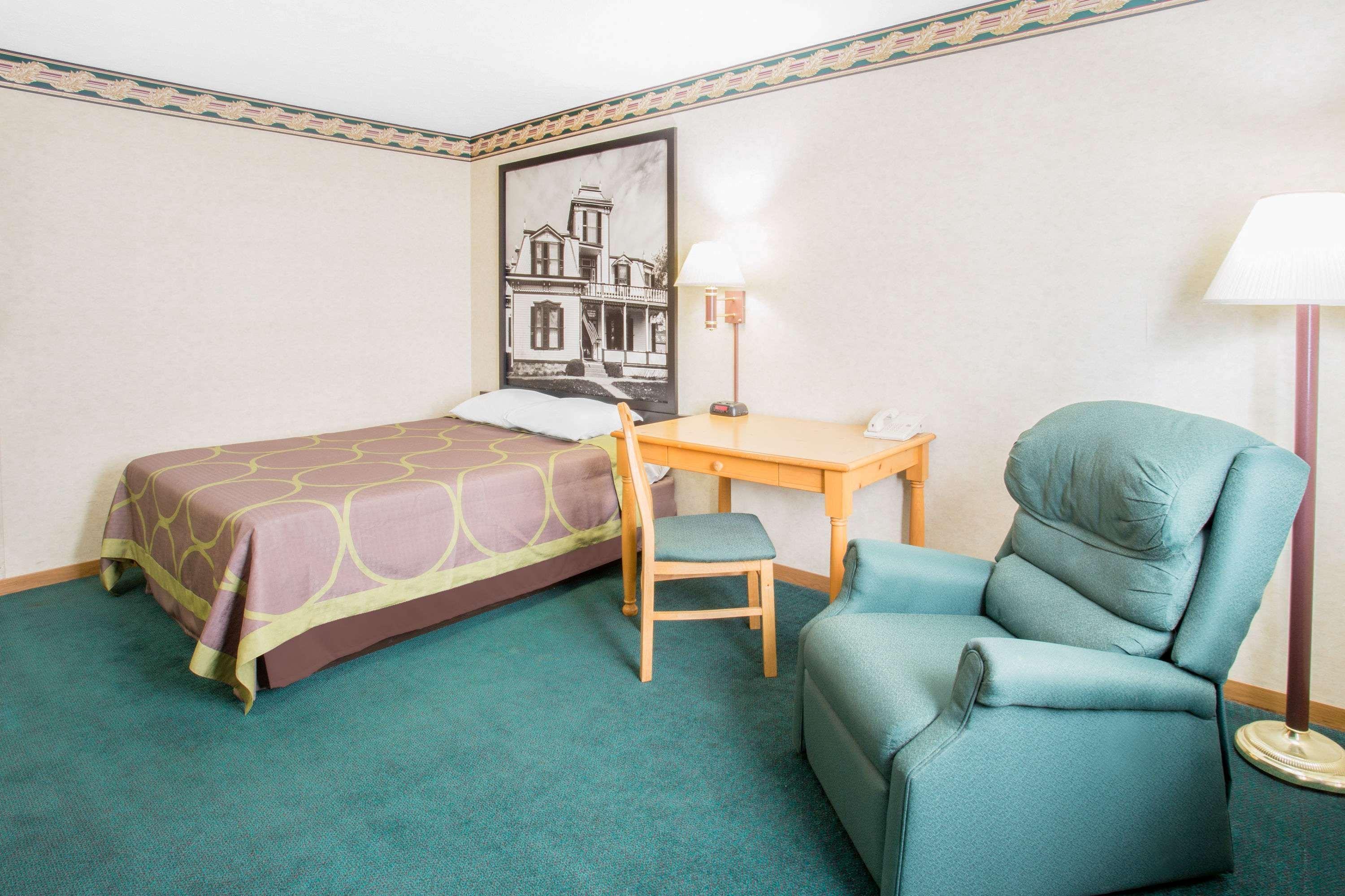 Burgundy Inn & Suites By Oyo El Paso Eksteriør bilde
