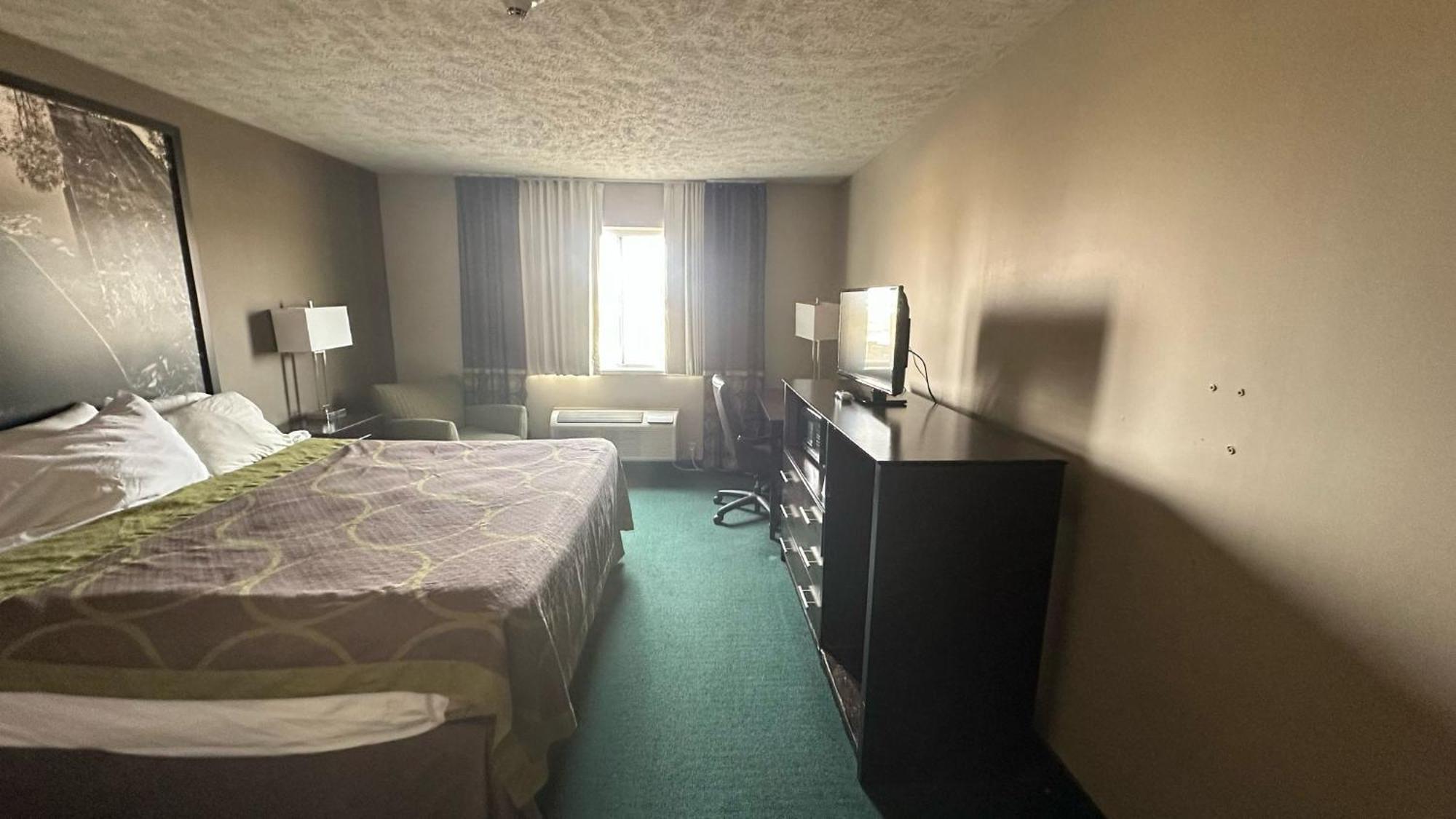 Burgundy Inn & Suites By Oyo El Paso Eksteriør bilde