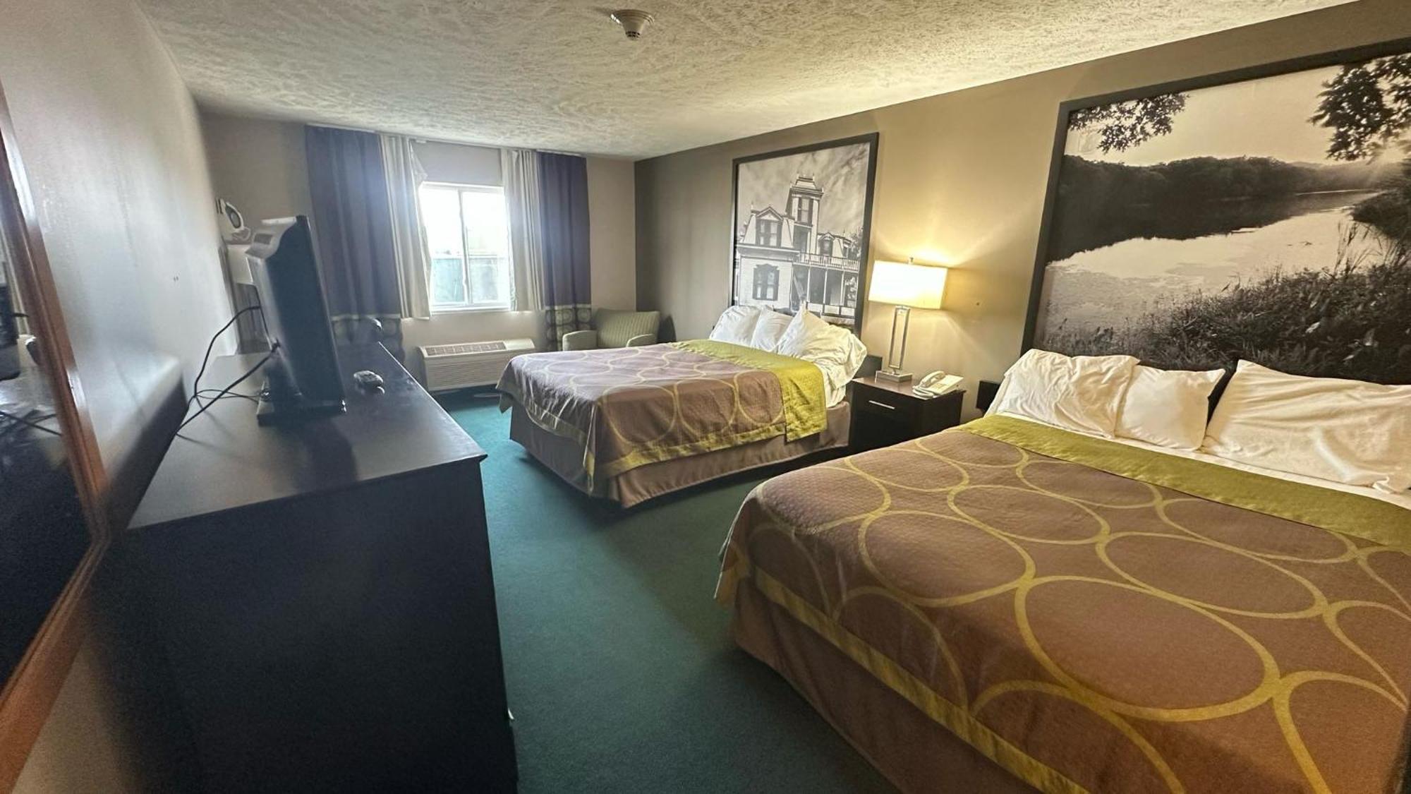 Burgundy Inn & Suites By Oyo El Paso Eksteriør bilde