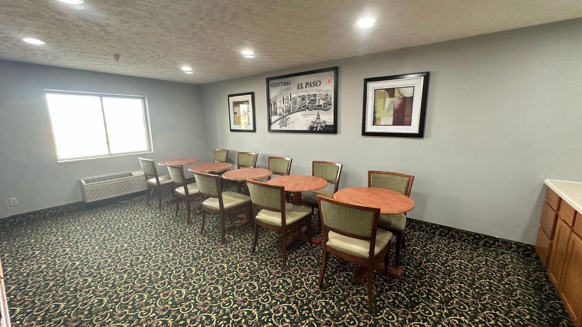 Burgundy Inn & Suites By Oyo El Paso Eksteriør bilde